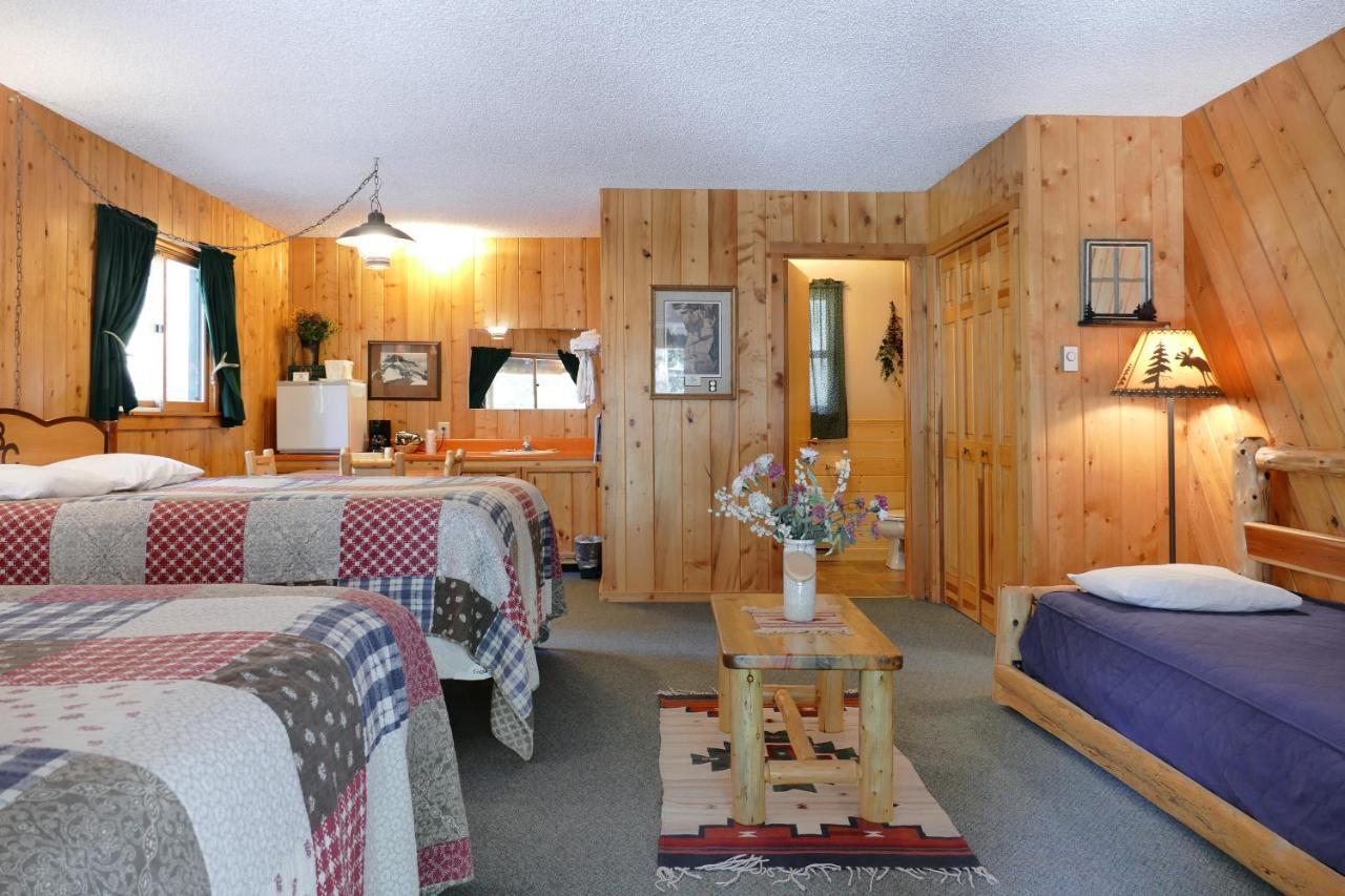 Bill Cody Ranch Hotel Екстериор снимка