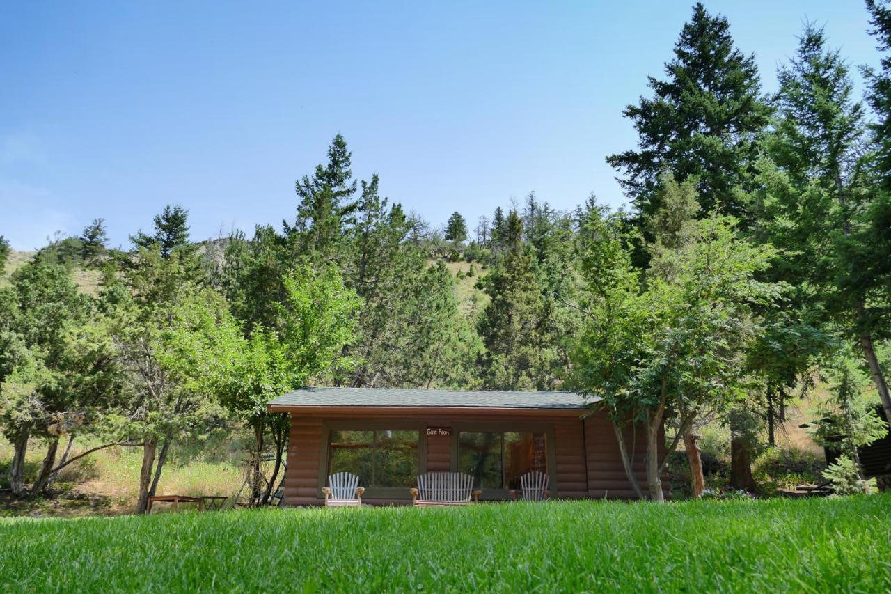 Bill Cody Ranch Hotel Екстериор снимка