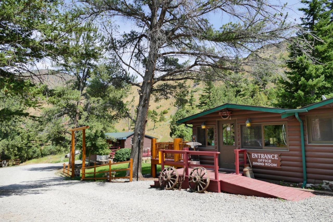 Bill Cody Ranch Hotel Екстериор снимка
