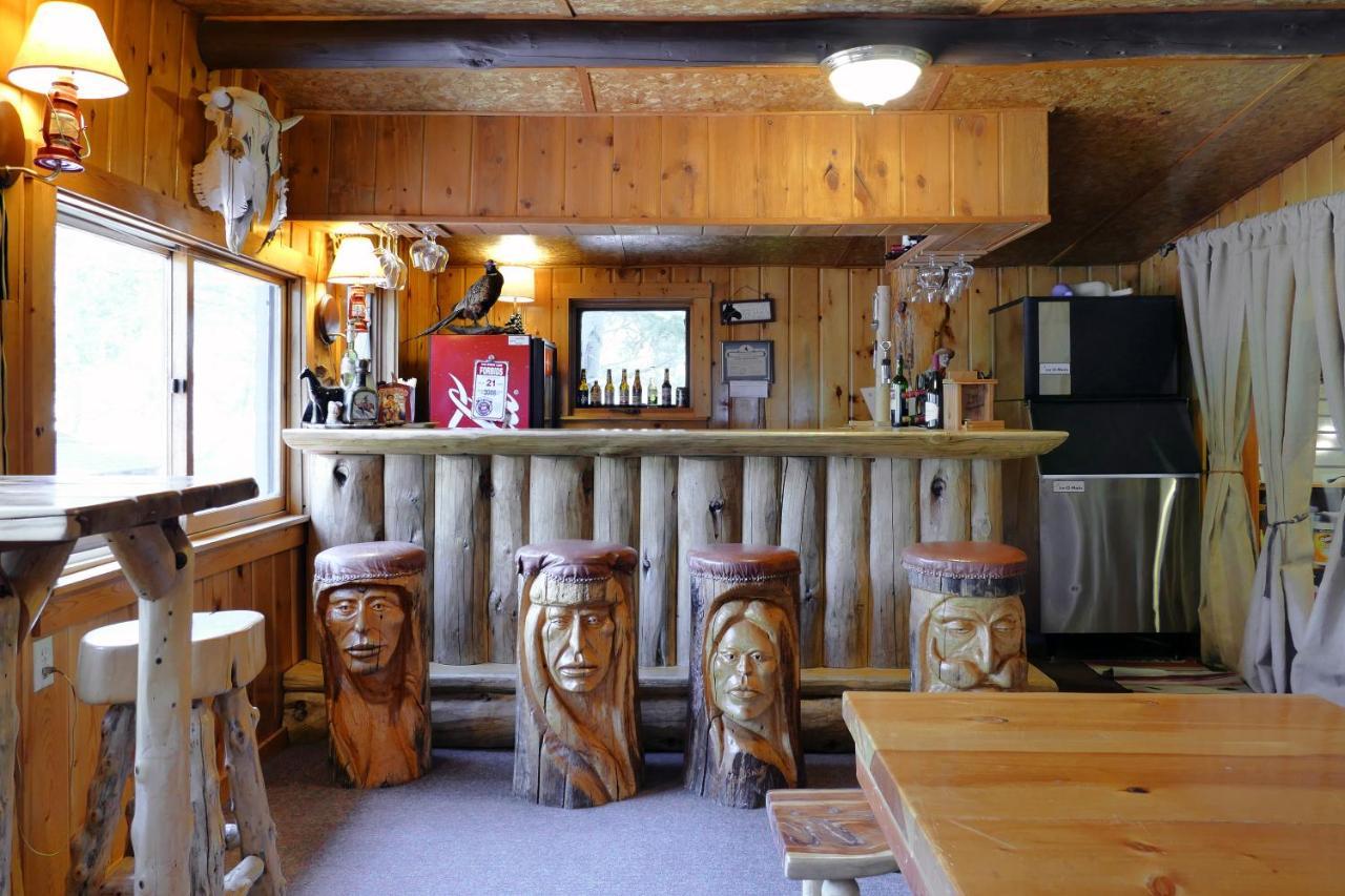 Bill Cody Ranch Hotel Екстериор снимка