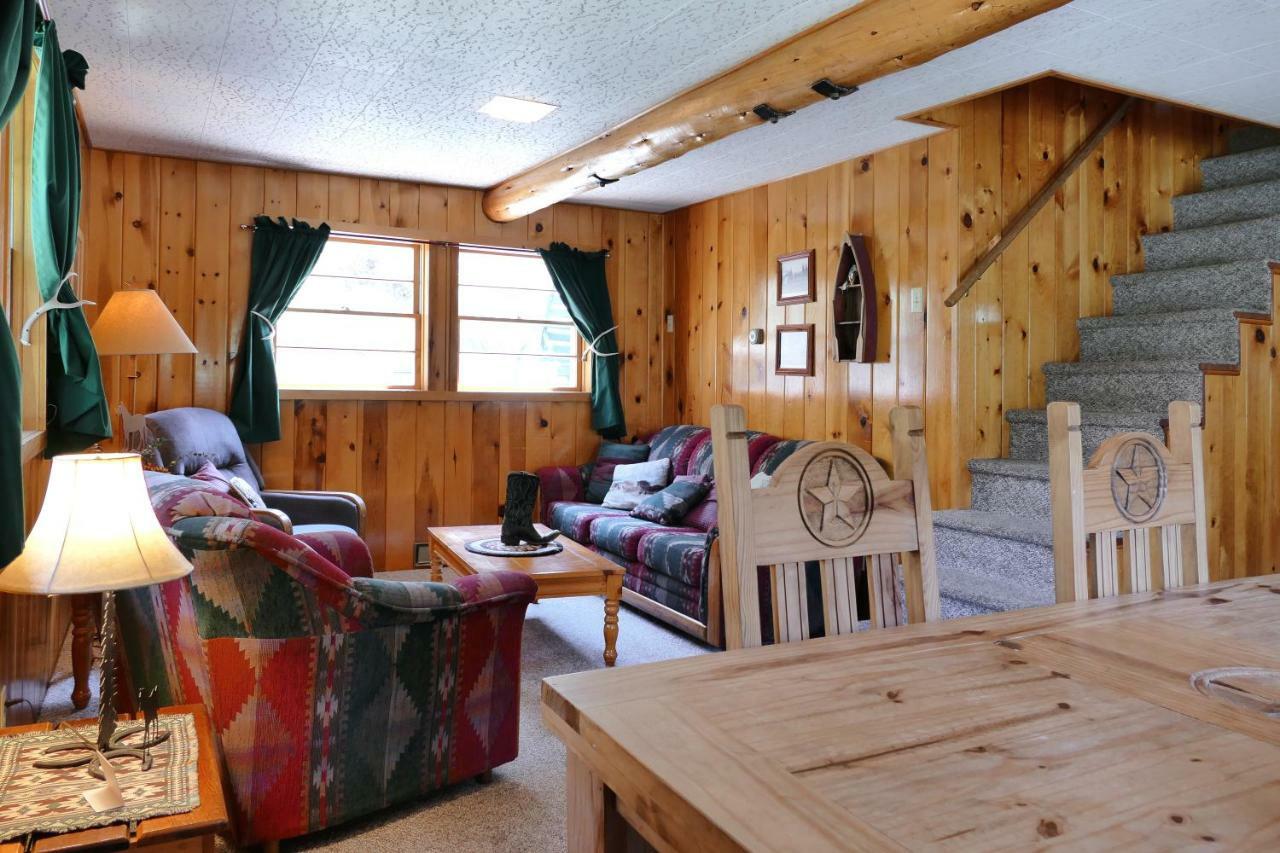 Bill Cody Ranch Hotel Екстериор снимка